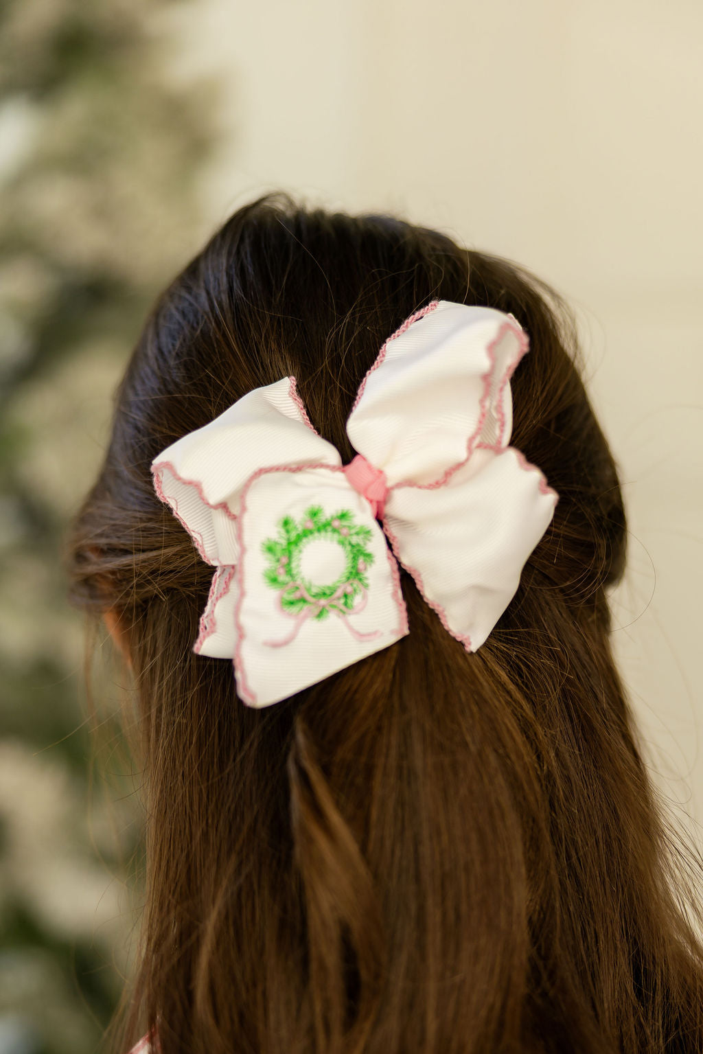 Pink Christmas Wreath Classic Bow