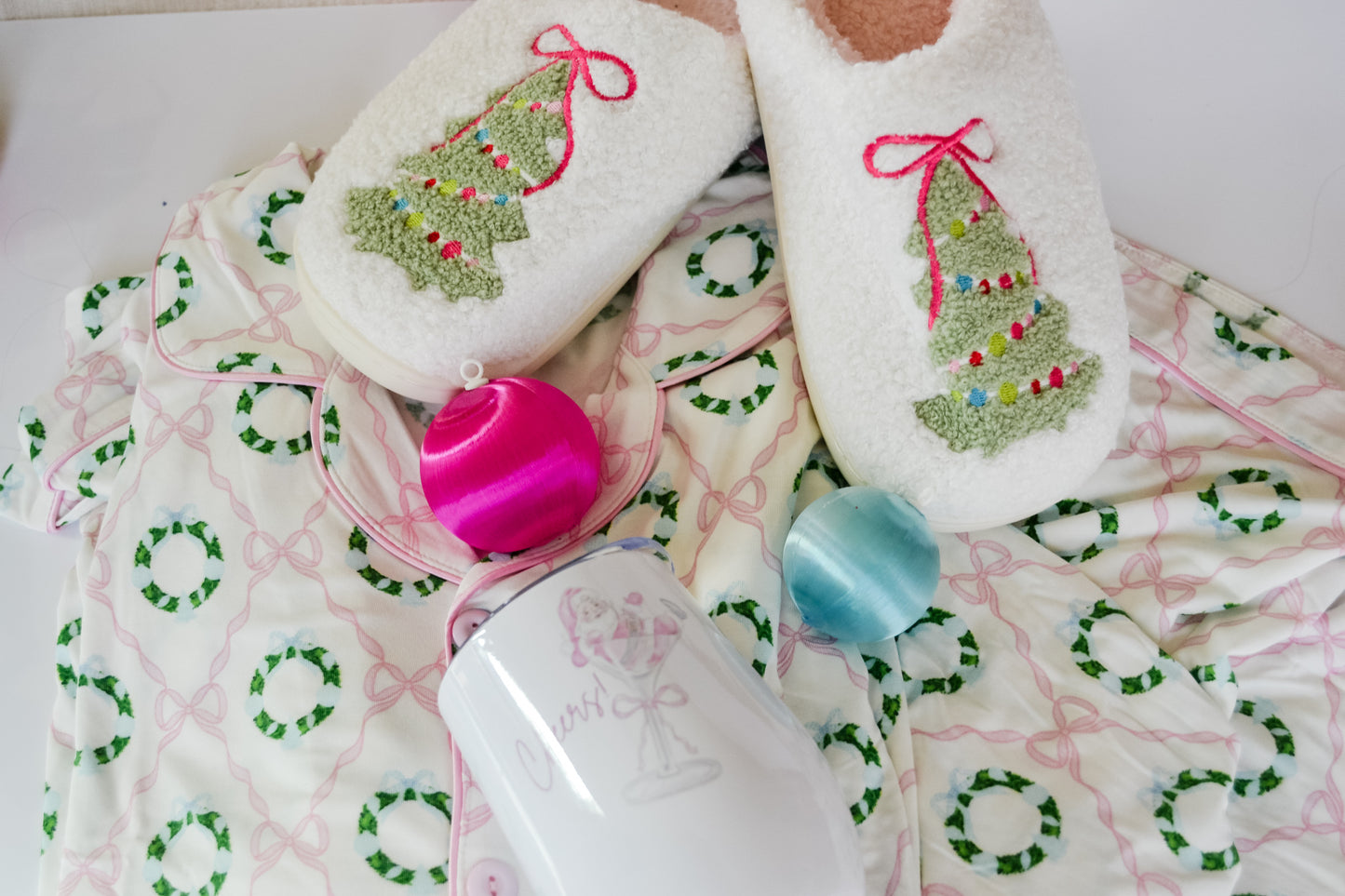 Kids Wreath + bow pajamas