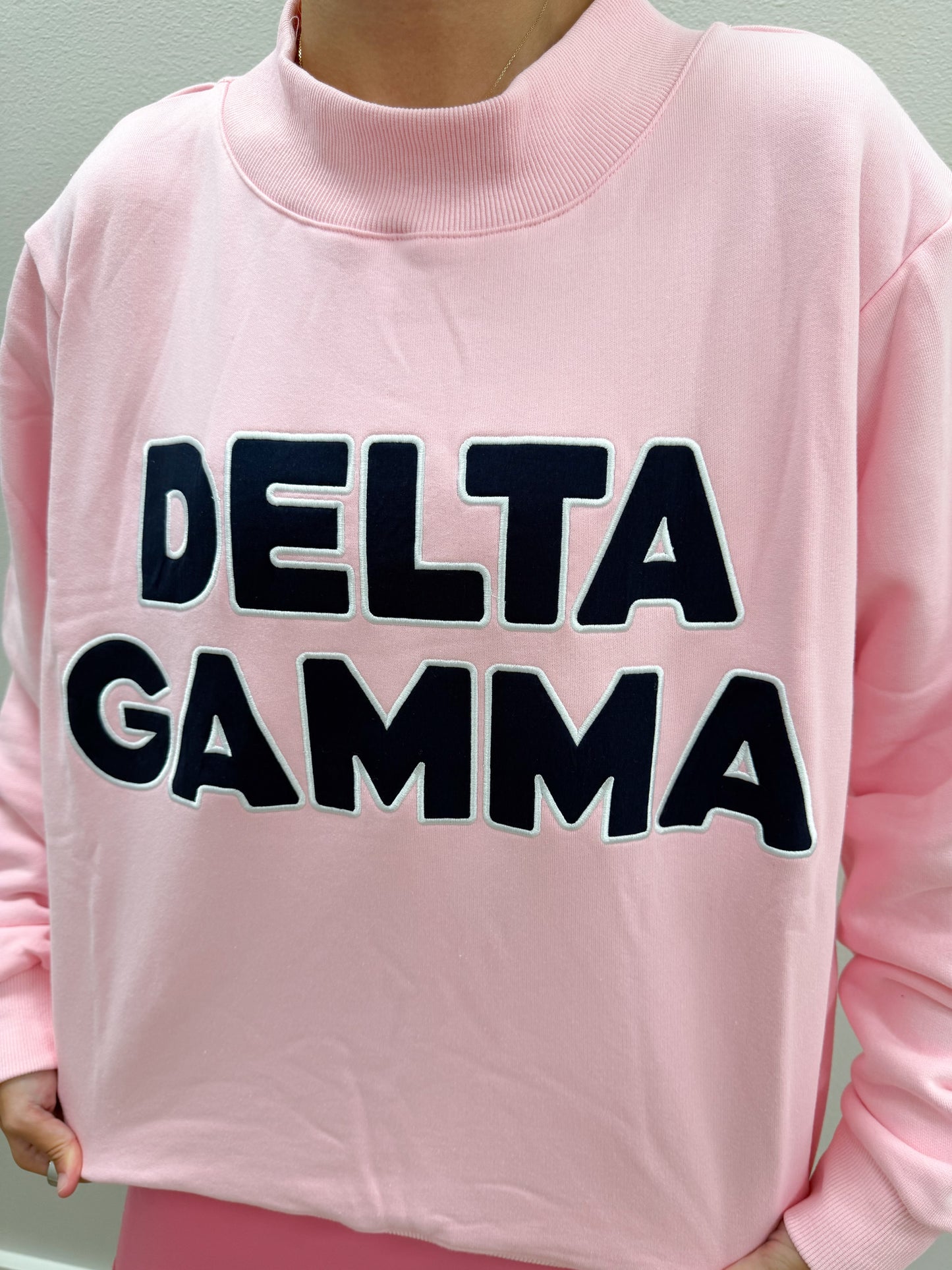 Delta Gamma Mockneck